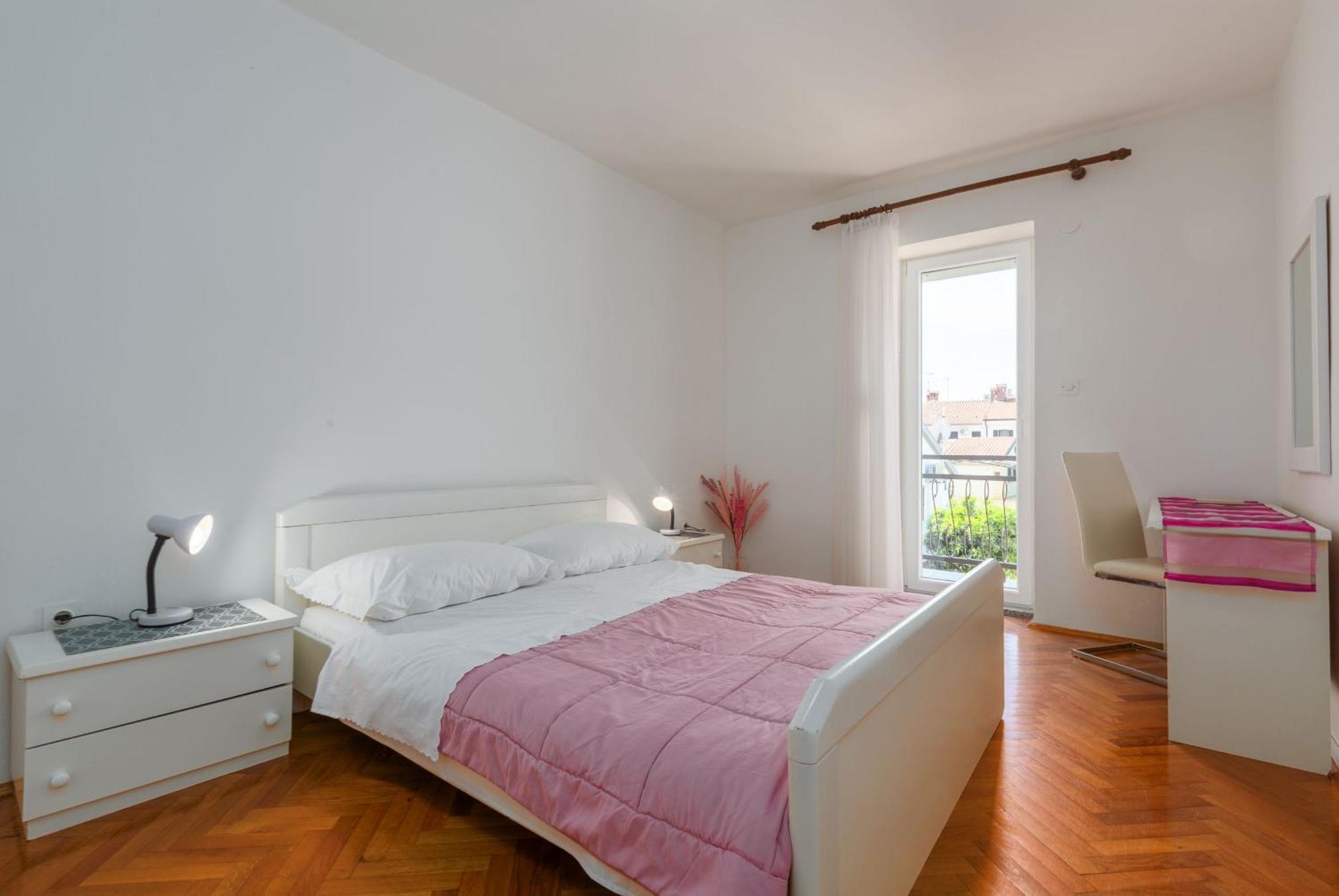 Haus Viktoria In Mit Garten In Strandnaehe * Porec