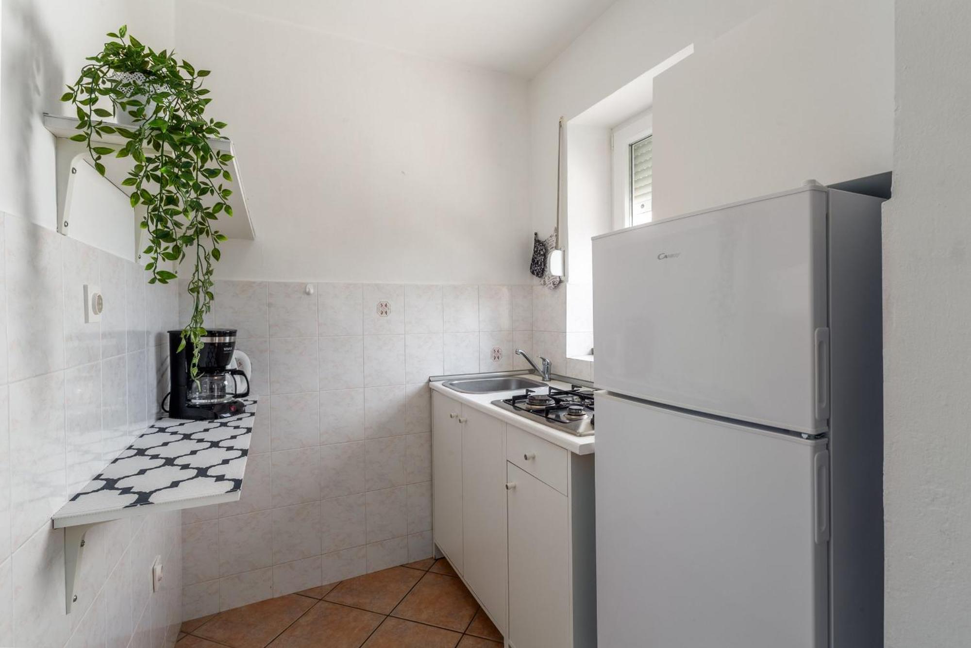 Haus Viktoria In Mit Garten In Strandnaehe * Porec