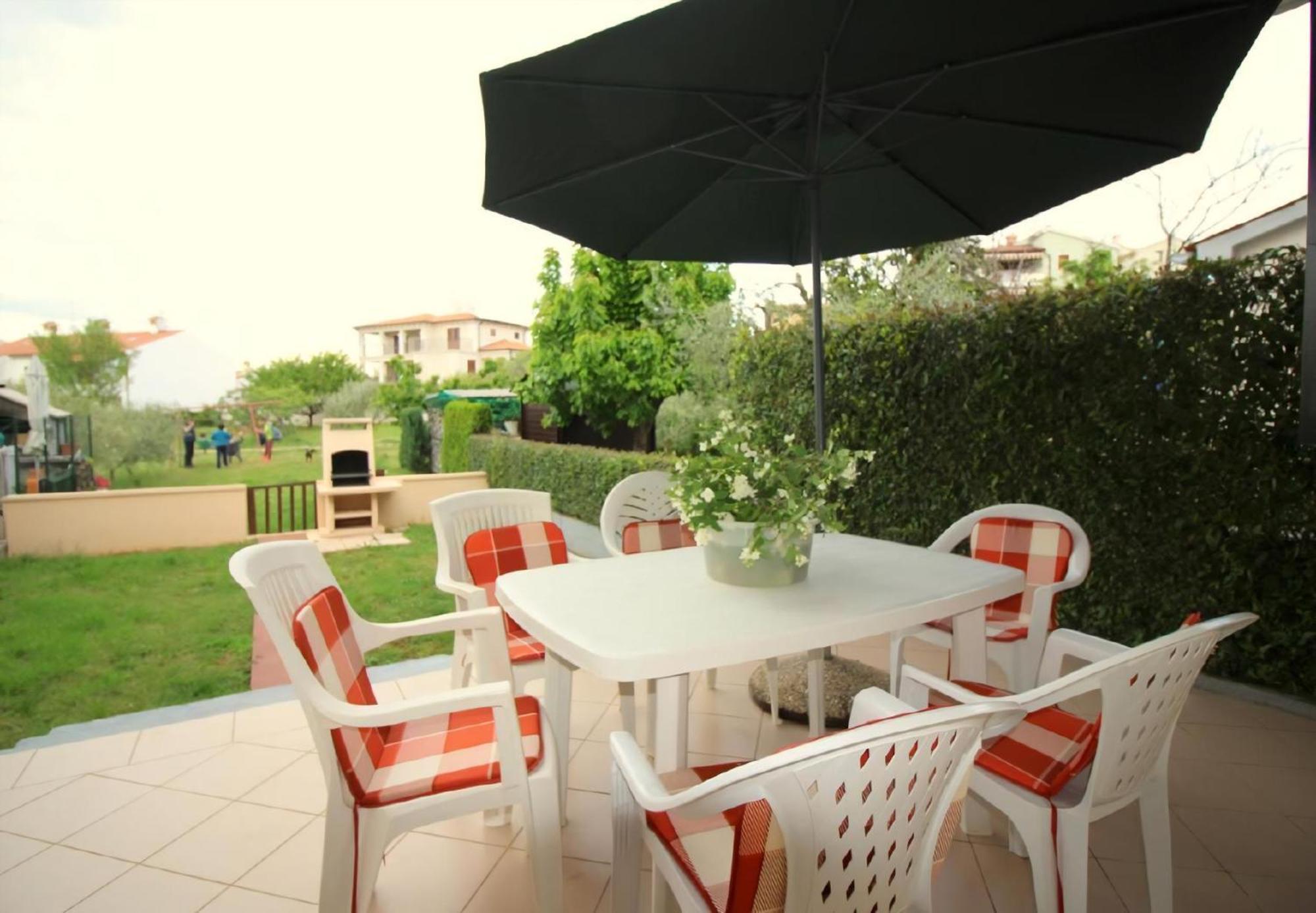 Haus Viktoria In Mit Garten In Strandnaehe * Poreč